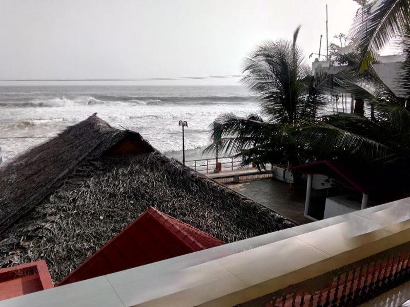 Beach Florra Inn Kovalam Exterior photo