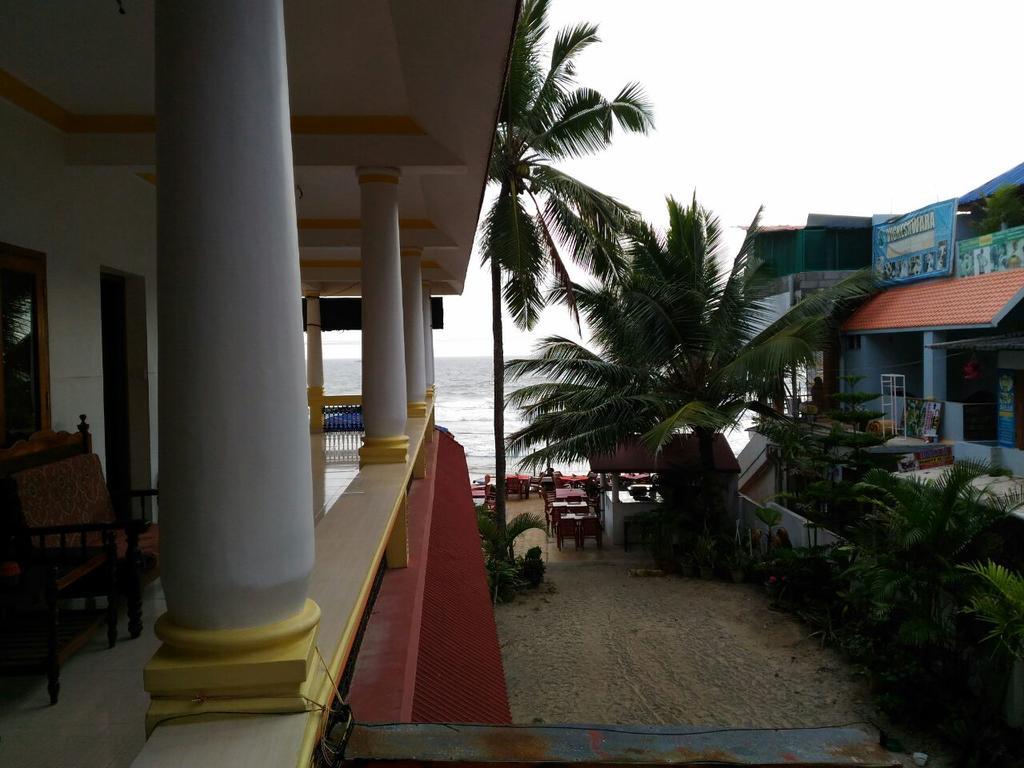 Beach Florra Inn Kovalam Exterior photo