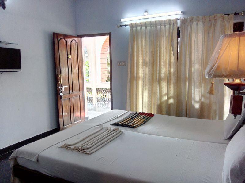 Beach Florra Inn Kovalam Room photo